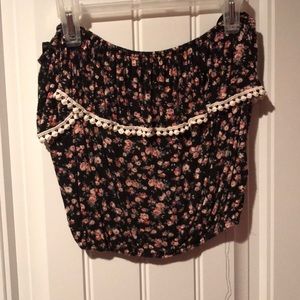 Strapless crop top